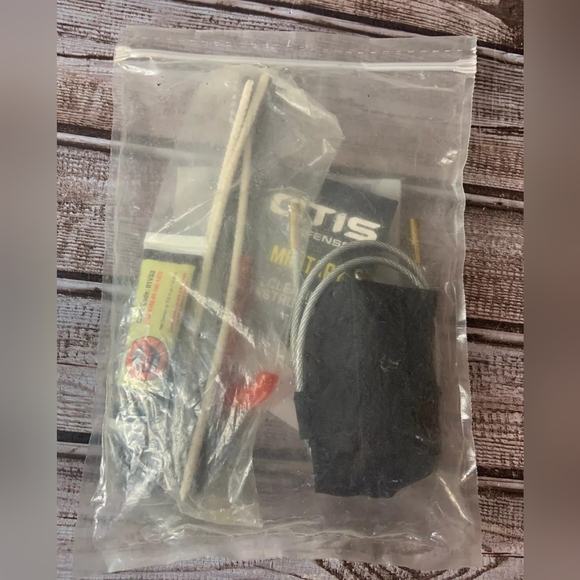 Otis Cleaning Kit, Gun  Military Version NSN 1005-01-424-2999 - Picture 13 of 16